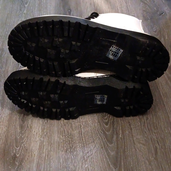 Forever 21 Combat Boots White 7.5 - Picture 5 of 9